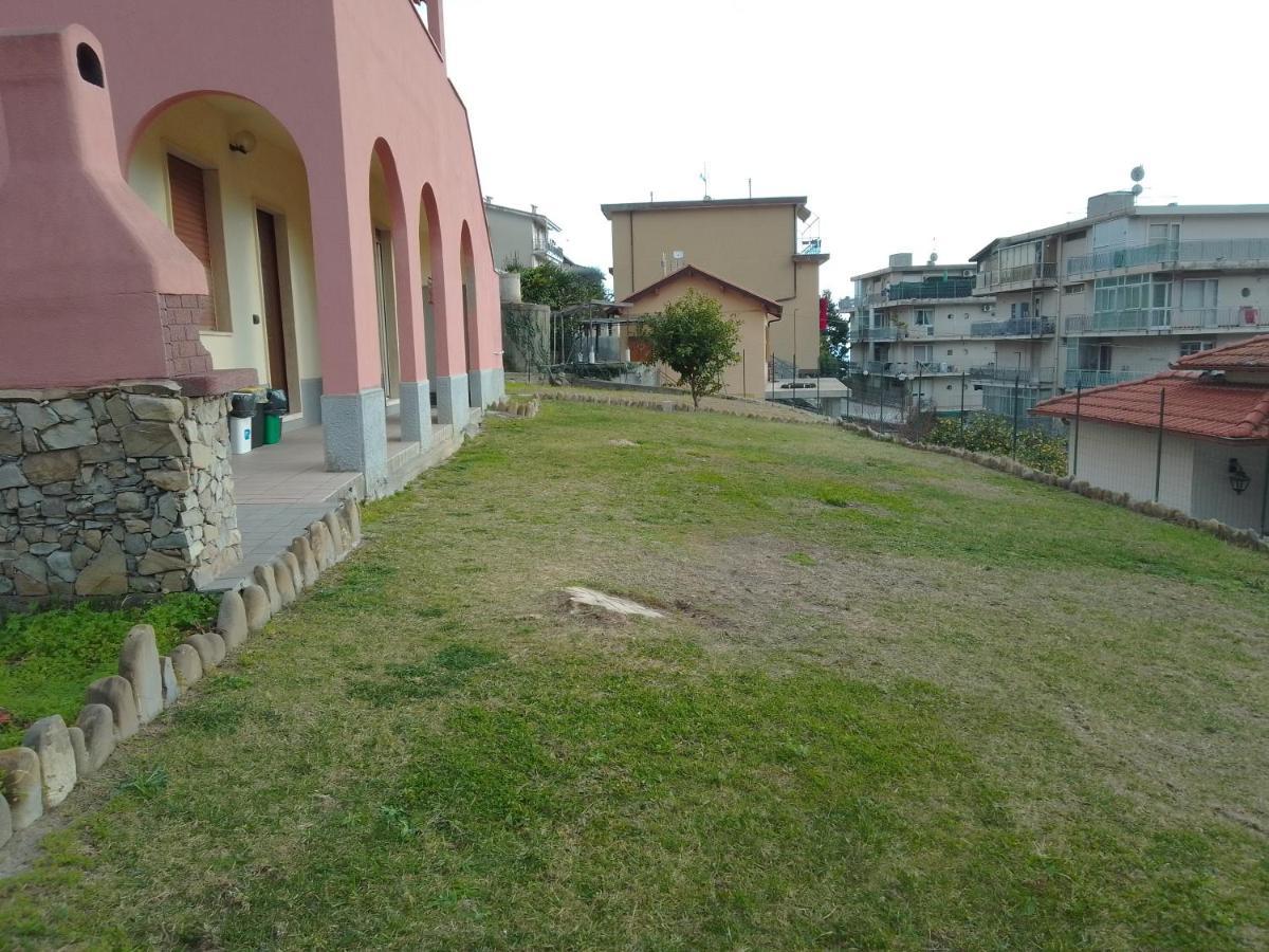 La Collina Della Tranquillita Appartement San Remo Buitenkant foto